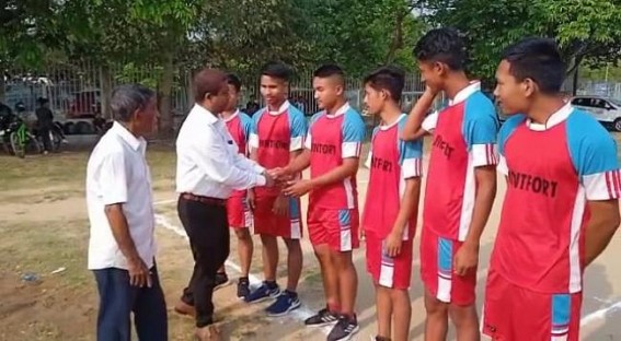 Under-19 School Volleyball Tournament was organized to generate awareness among youths Under-19 School Volleyball Tournament was organized to generate awareness among youths